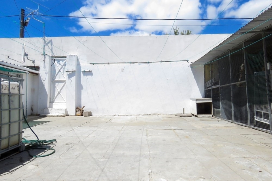 To Let 3 Bedroom Property for Rent in Woodstock Western Cape